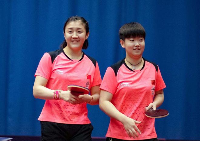 许多球员纷 许多球员纷